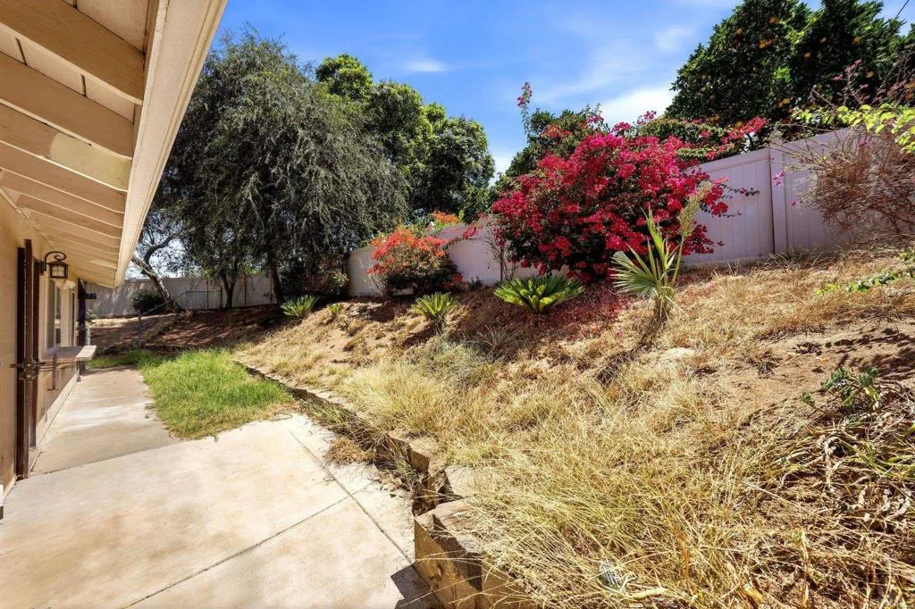 https://cdn.realtyfeed.com/cdn/127/306793254/6e2f9bf06f7764b333a5497b6ae18325.webp