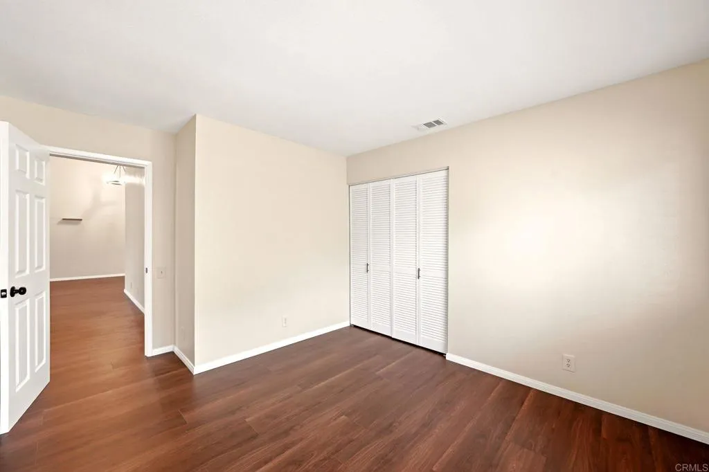 https://cdn.realtyfeed.com/cdn/127/306793254/ec21bfd18e7d520d02675ad764c69804.webp