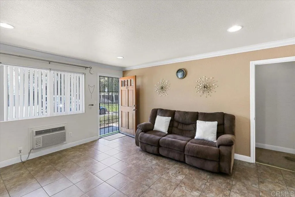 Photo #3: PTP2606246 Listing: Photo #3
