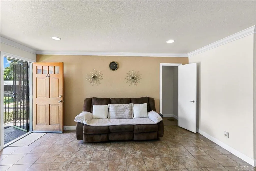 Photo #2: PTP2606246 Listing: Photo #2