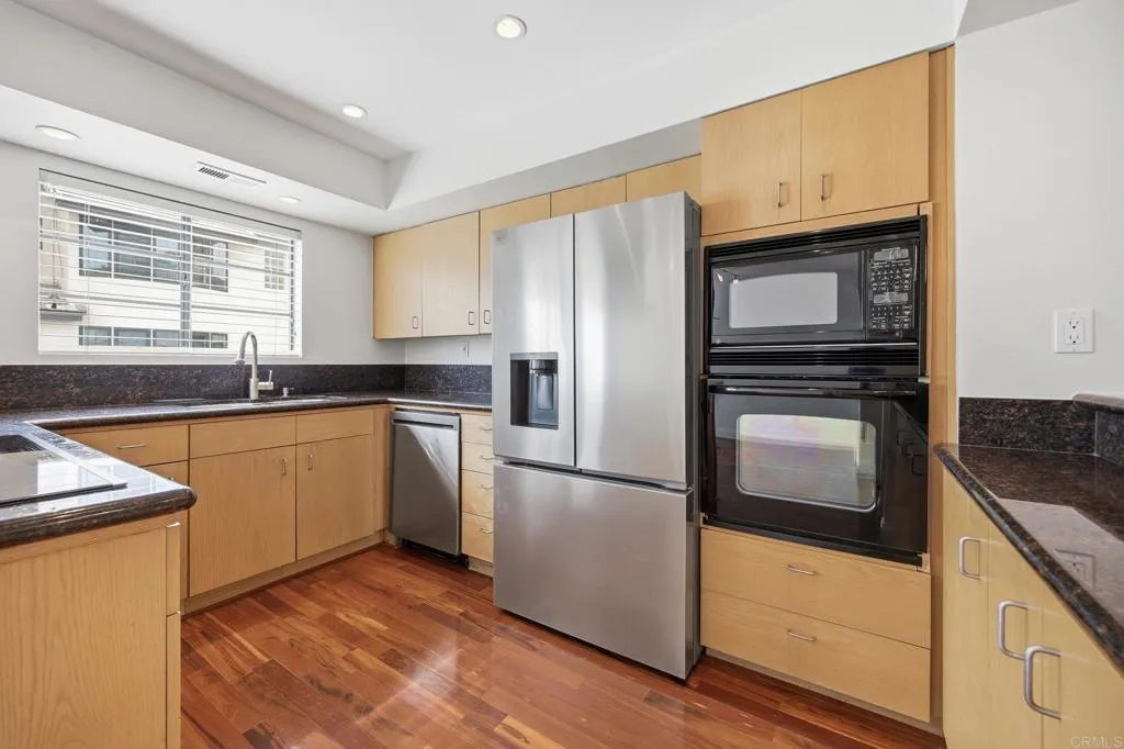 https://cdn.realtyfeed.com/cdn/127/306793277/82c7edf72780347c20029b2d38812569.webp