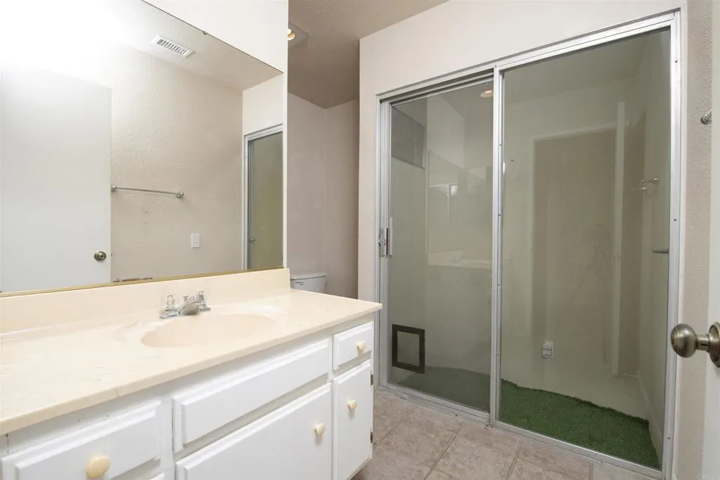 https://cdn.realtyfeed.com/cdn/127/306793278/210638adc0a850bff278081c88a3c2fa.webp