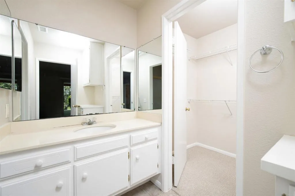 https://cdn.realtyfeed.com/cdn/127/306793278/6534d406ba2decfb27cb5f04769d8246.webp