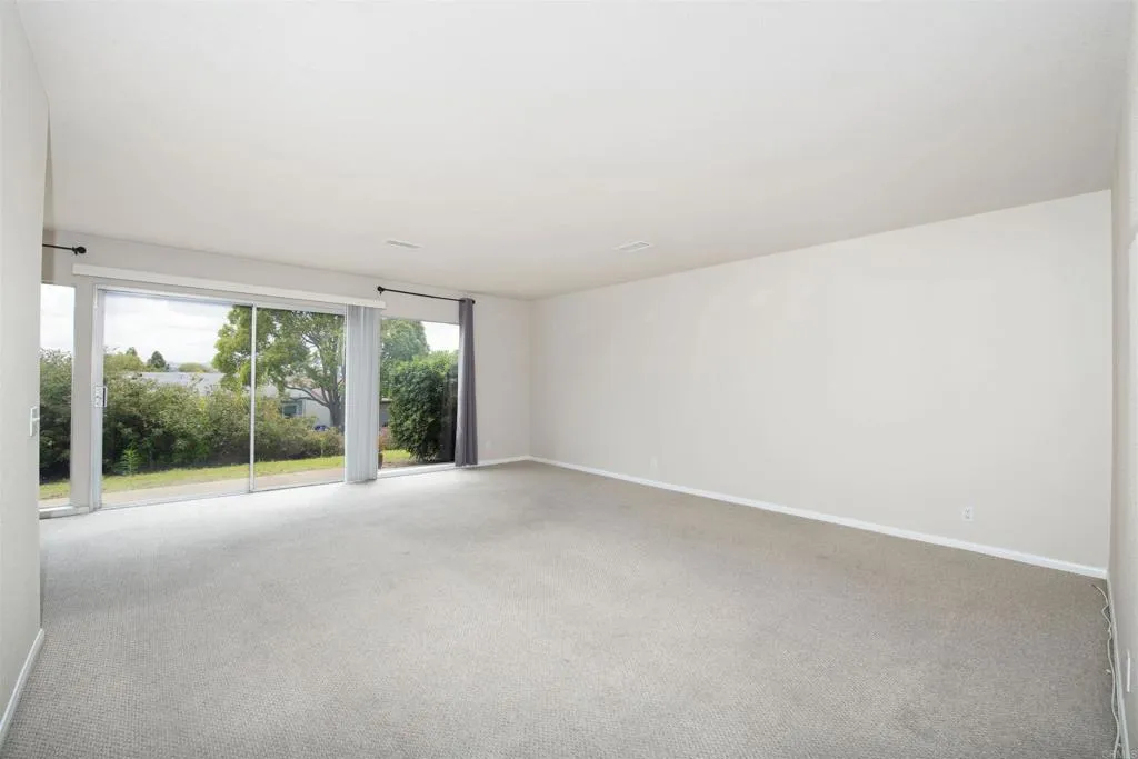 https://cdn.realtyfeed.com/cdn/127/306793278/6efc1506805e8a41dba164573d5e2792.webp