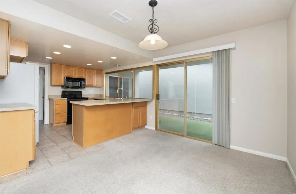 https://cdn.realtyfeed.com/cdn/127/306793278/fa044fc969a29b3640a64bd0e6ee54a4.webp