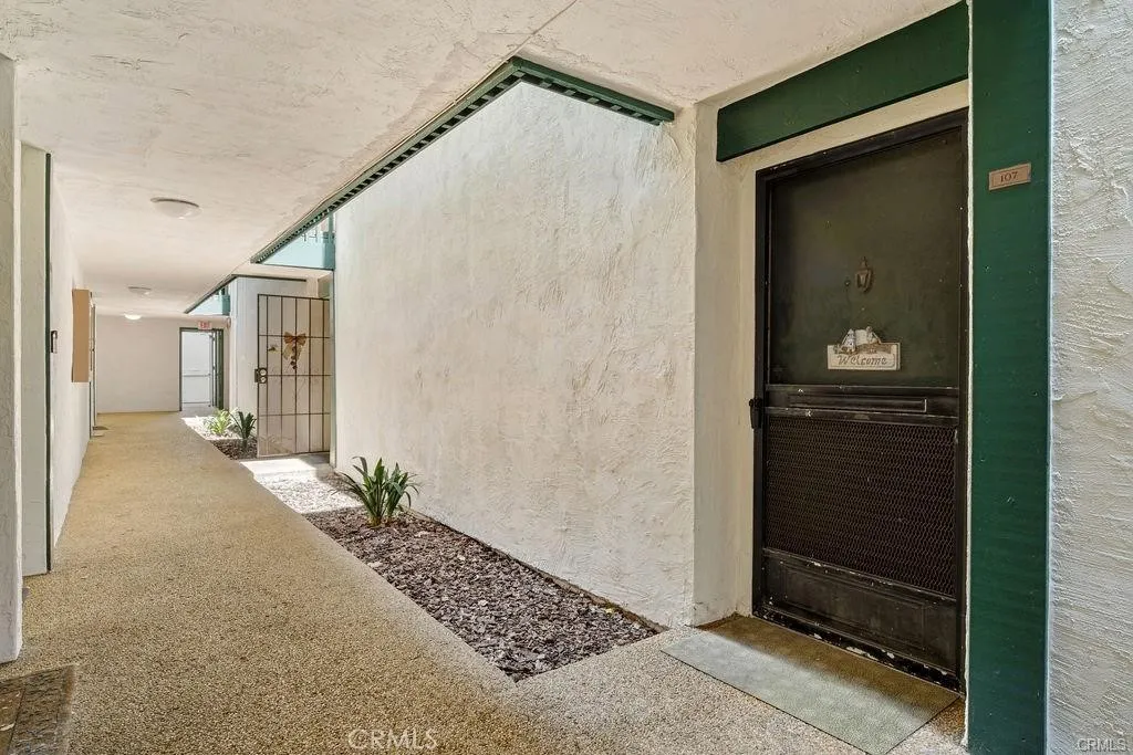 https://cdn.realtyfeed.com/cdn/127/306793318/5fbe572e24d131cb87df9d6957fc8a9c.webp