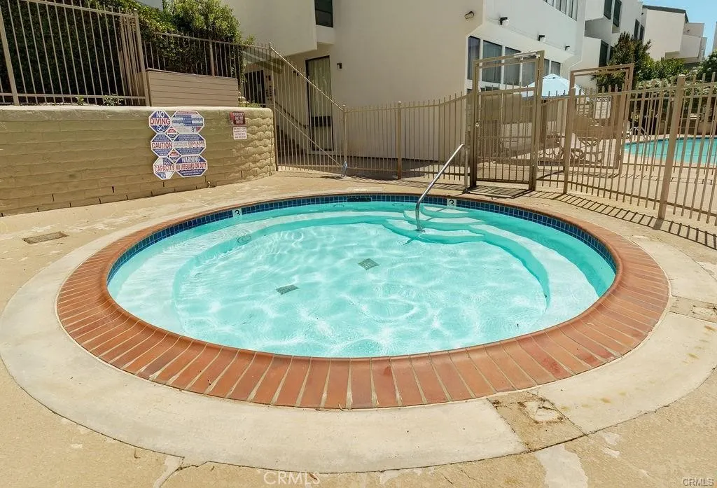 https://cdn.realtyfeed.com/cdn/127/306793318/e24c158b0c2d98ba5b3edb0b8e0f21ad.webp