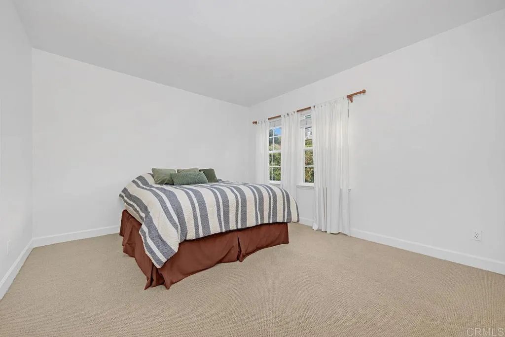 https://cdn.realtyfeed.com/cdn/127/306793322/14e8292d6eadc781a32e5557a24fc249.webp