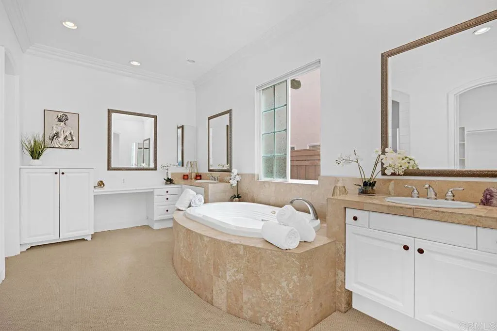 https://cdn.realtyfeed.com/cdn/127/306793322/154a2296d447719118a38eada4f409a0.webp