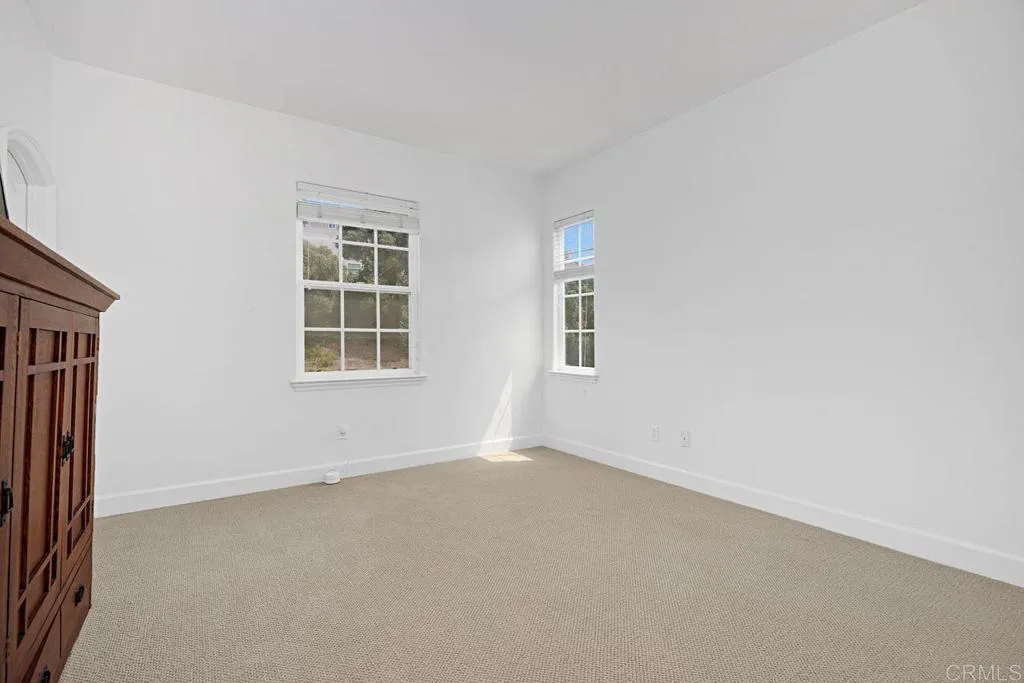 https://cdn.realtyfeed.com/cdn/127/306793322/19646db0ebd8e014013c360d5ebd293b.webp