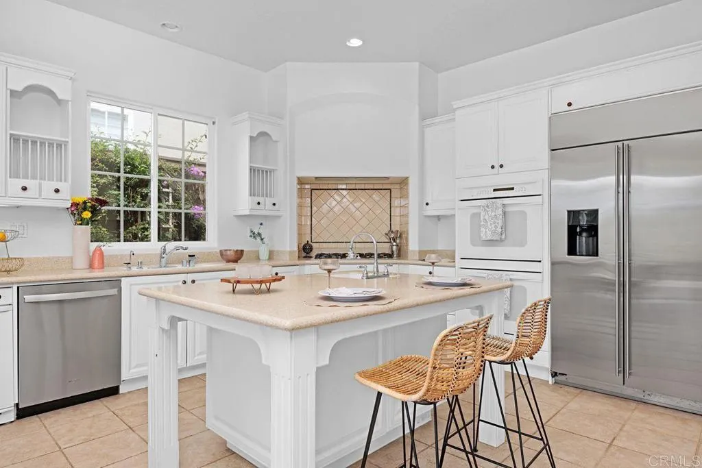 https://cdn.realtyfeed.com/cdn/127/306793322/5b3e3545d630cf46a7afb3bb72dae200.webp