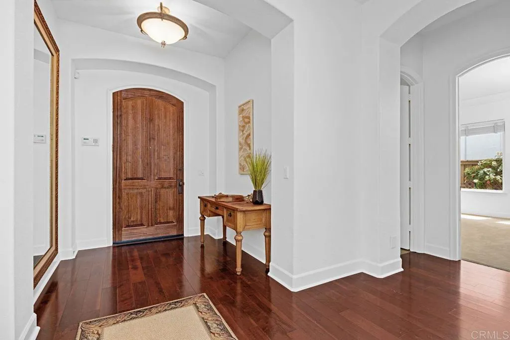 https://cdn.realtyfeed.com/cdn/127/306793322/96efe3f4e2810f44d6da231a61734cac.webp