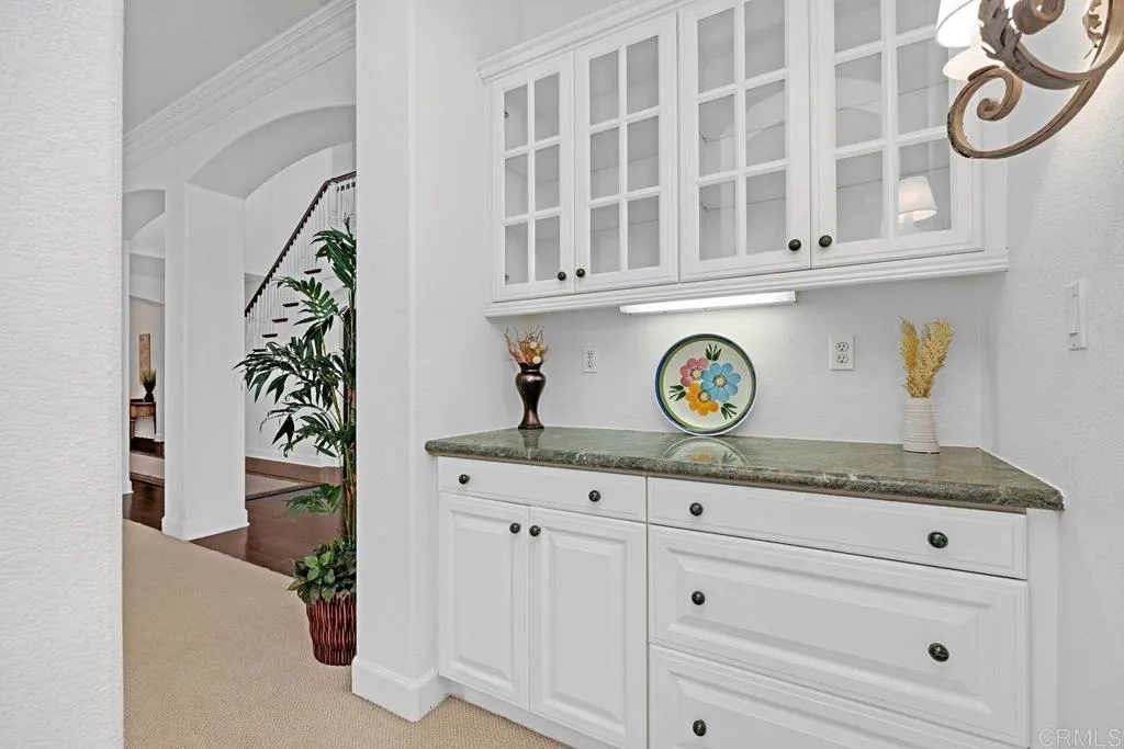 https://cdn.realtyfeed.com/cdn/127/306793322/d27d5cbec2e1b3722e083968adff8daa.webp