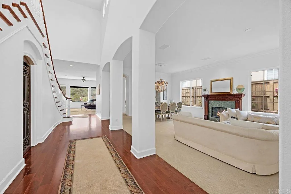 https://cdn.realtyfeed.com/cdn/127/306793322/f23b4f31fec2c4dbdd9352f46c60000b.webp