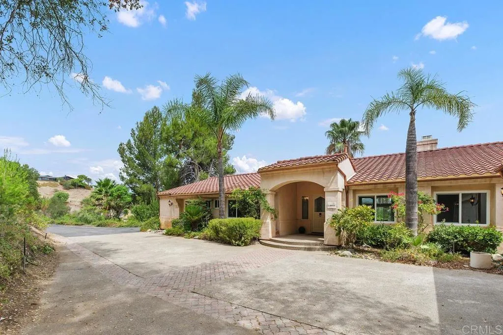 https://cdn.realtyfeed.com/cdn/127/306793324/10d6e4e9d7b70a8faef72cc228c957cb.webp
