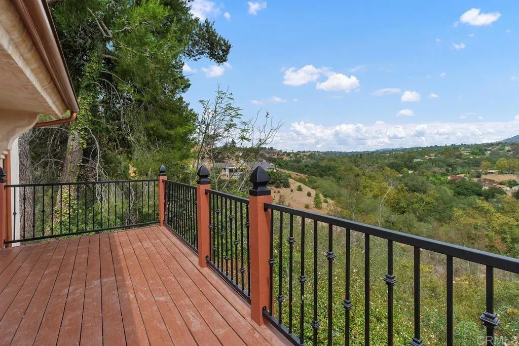 https://cdn.realtyfeed.com/cdn/127/306793324/bf4b848e3a3f9e0b8419474499739153.webp