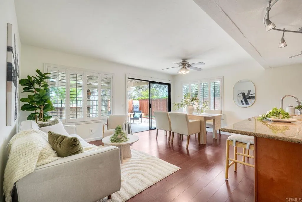 https://cdn.realtyfeed.com/cdn/127/306793334/25b995b7b649f2a9f5fa782fe0636a27.webp