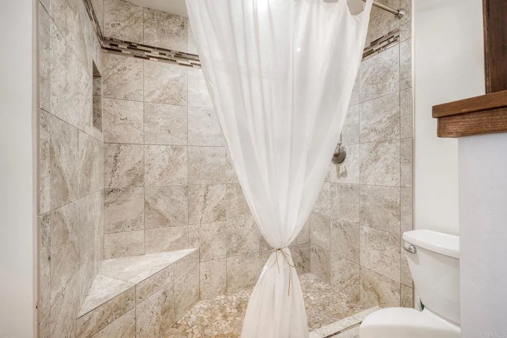 https://cdn.realtyfeed.com/cdn/127/306793334/86b947e243fb8972fa525be77c0796ff.webp