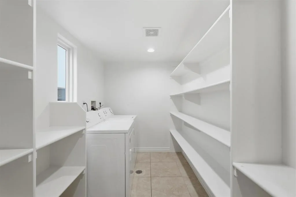 Photo #9: PTP2606249 Listing: Photo #9
