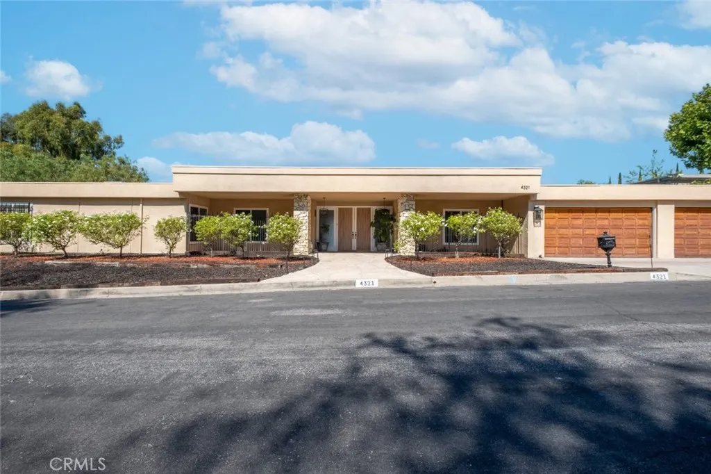 Encino, CA 91436
