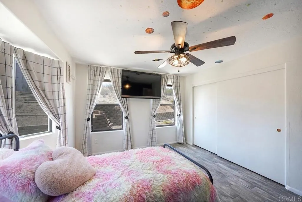 https://cdn.realtyfeed.com/cdn/127/306793382/872dd3342da07f2c20a331c95711e57d.webp