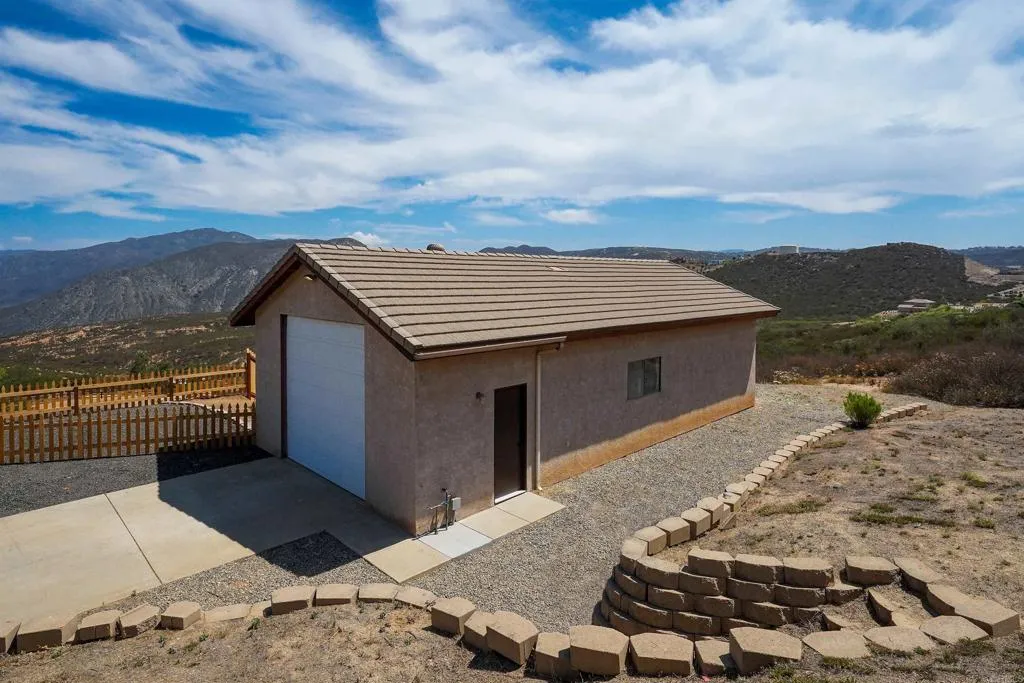 https://cdn.realtyfeed.com/cdn/127/306793382/f35fb4527314c12025bfc801b87cb373.webp