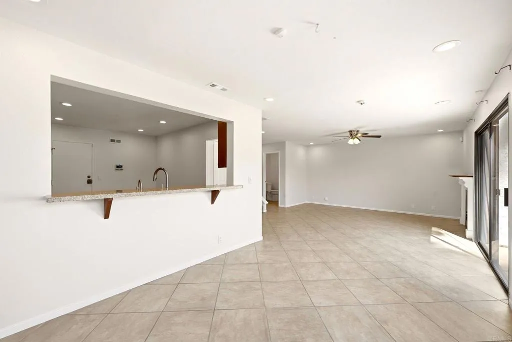 Photo #15: PTP2606251 Listing: Photo #15
