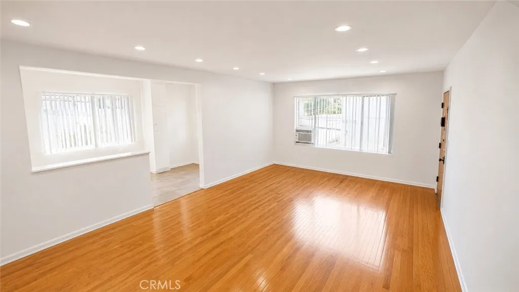Los Angeles, CA 90035