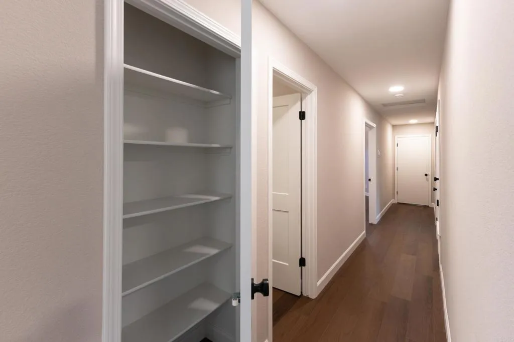 https://cdn.realtyfeed.com/cdn/127/306793440/e55d48bee55ba51dd0e0a1366d8ba73f.webp