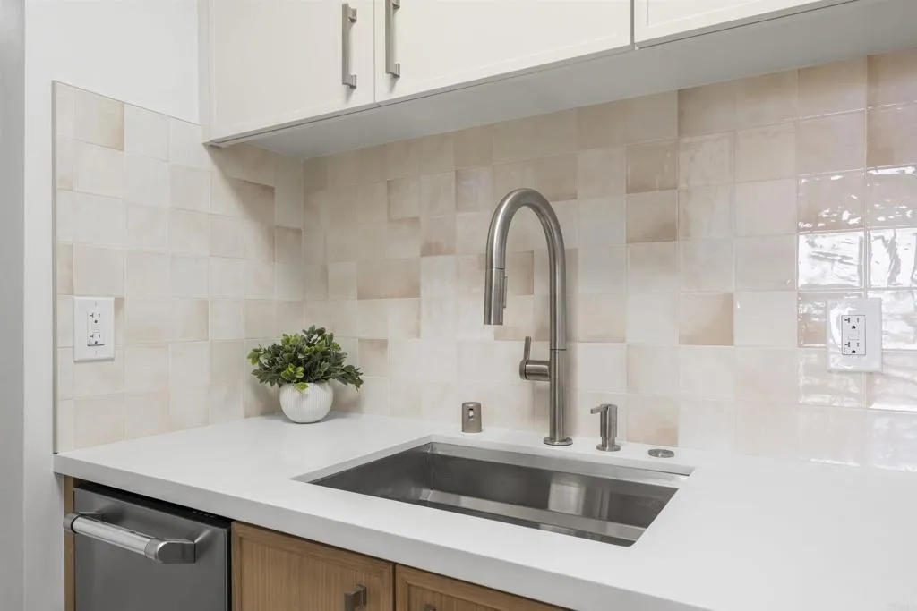 Photo #20: PTP2606255 Listing: Photo #20