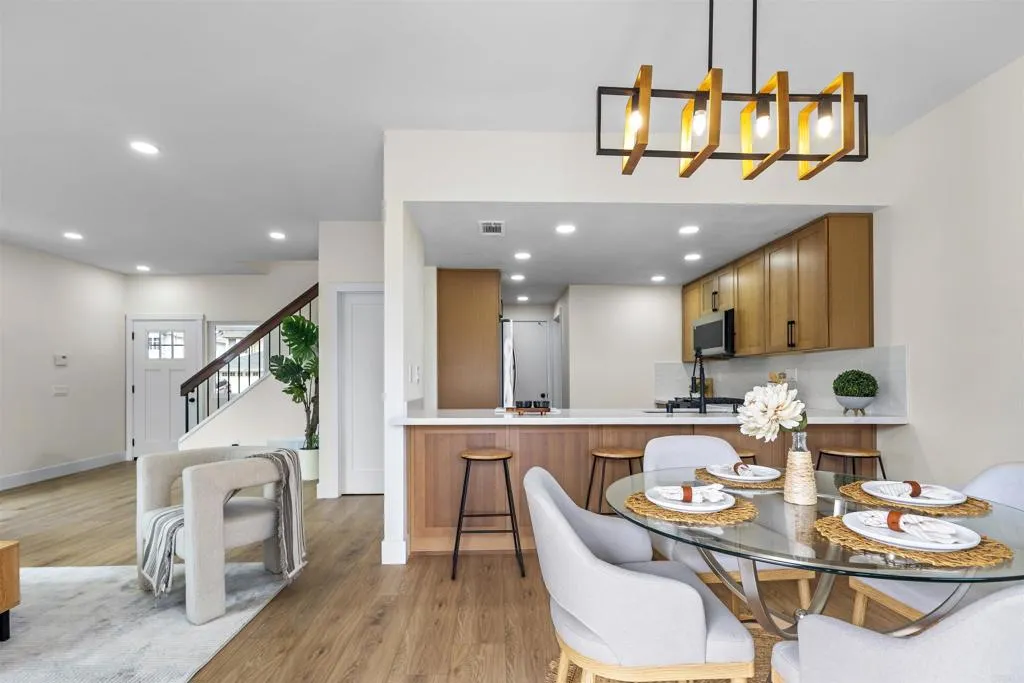 7902 Tinaja Lane
