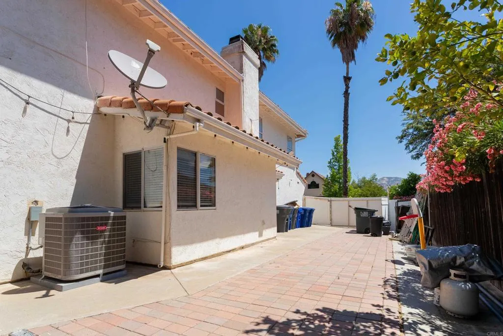 https://cdn.realtyfeed.com/cdn/127/306793521/2efd0c86cc1d7d717834be0197c5b6cb.webp