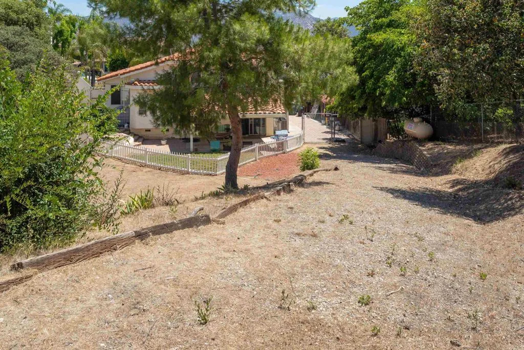 https://cdn.realtyfeed.com/cdn/127/306793521/2f57792dd45abead9599ddbbff800441.webp