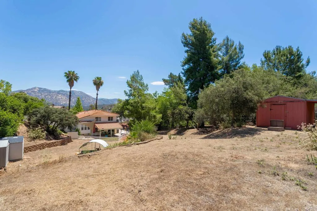 https://cdn.realtyfeed.com/cdn/127/306793521/8a8c0ab1366b3c90922606c785e27a69.webp