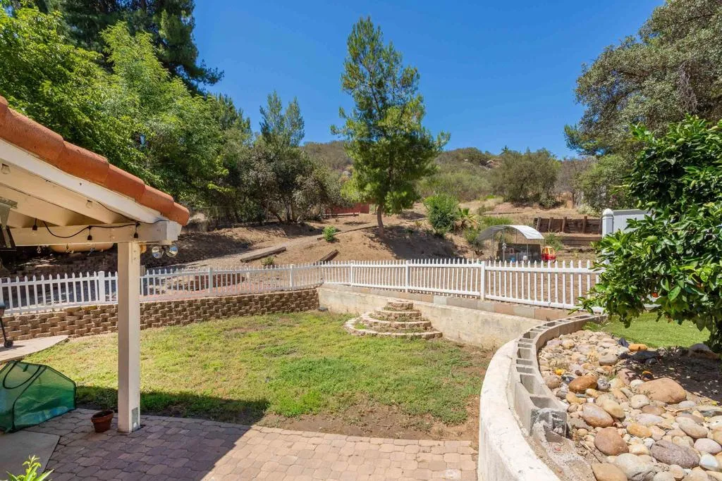 https://cdn.realtyfeed.com/cdn/127/306793521/b032bd0d4304d3f6e01518c58d6b0f89.webp