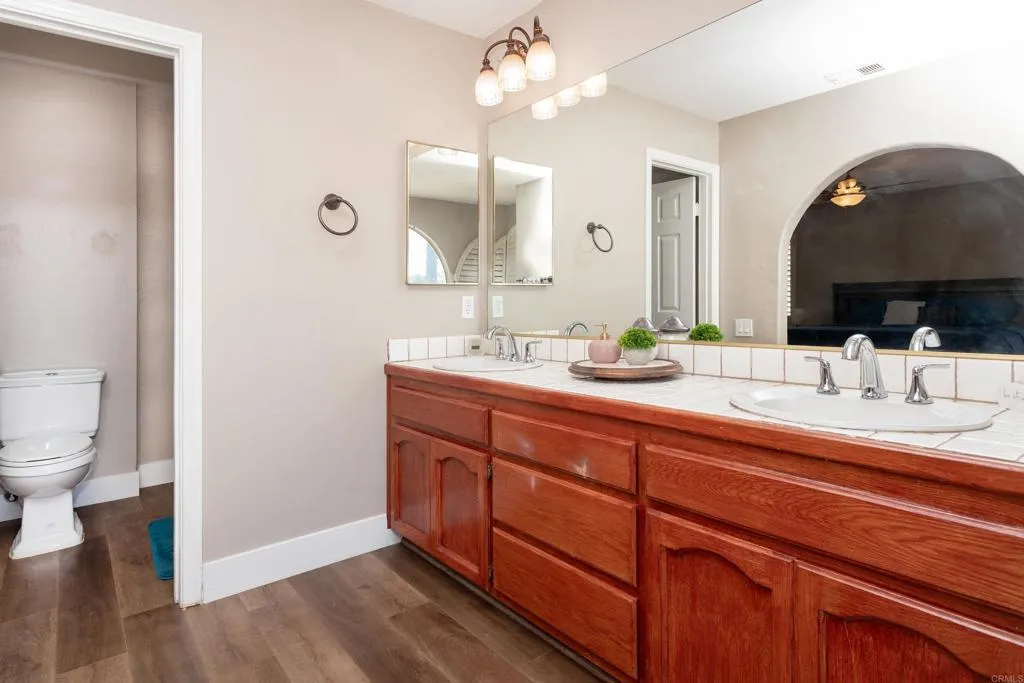 https://cdn.realtyfeed.com/cdn/127/306793521/b0d7ba45d31151e8ebadaddfab75ae33.webp