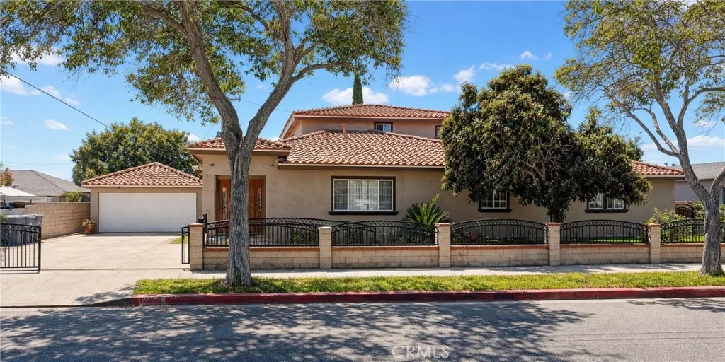 Santa Ana, CA 92707