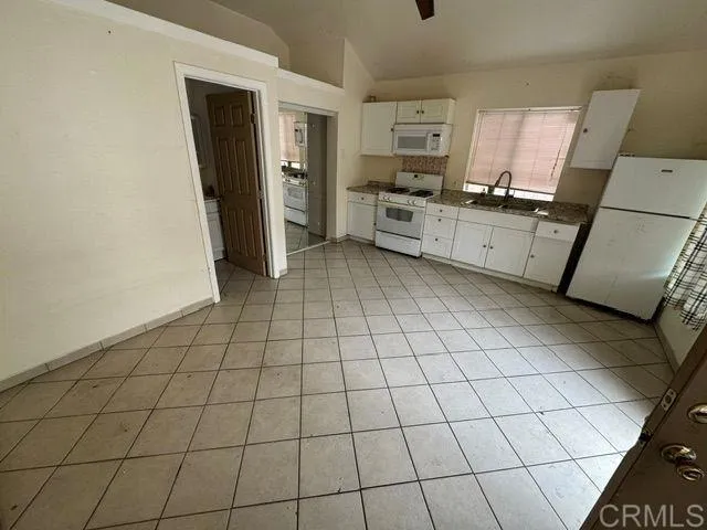 https://cdn.realtyfeed.com/cdn/127/306793527/03f8d05751408cbcf5dff4fee53eb3b8.webp