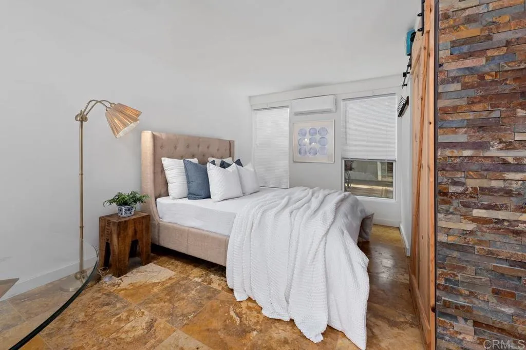 https://cdn.realtyfeed.com/cdn/127/306793528/17fb9cf2190b69ef880f1e3e16f5600b.webp