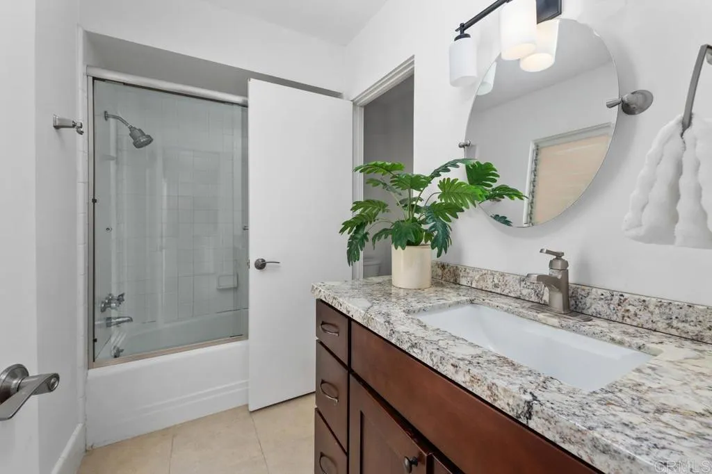 https://cdn.realtyfeed.com/cdn/127/306793528/1ea5ca6418cb71fc1e925d6f8c1cf7d2.webp