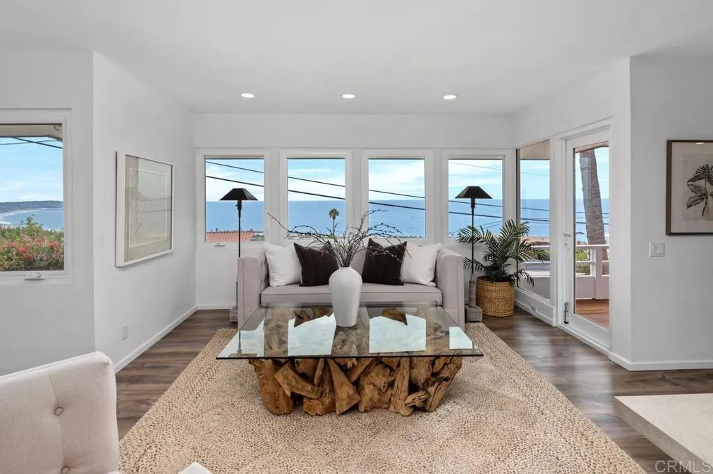 https://cdn.realtyfeed.com/cdn/127/306793528/40a2f5e5b4f657cf1172491035580d48.webp