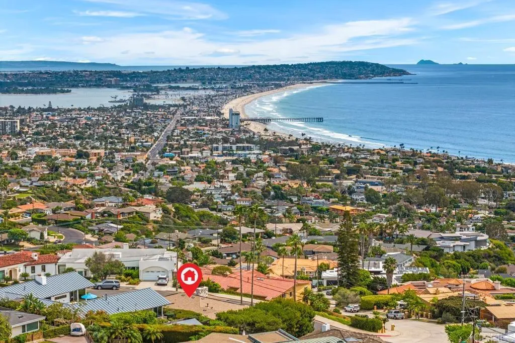 https://cdn.realtyfeed.com/cdn/127/306793528/cd2a70a1bb23c71647fafd6da502354b.webp