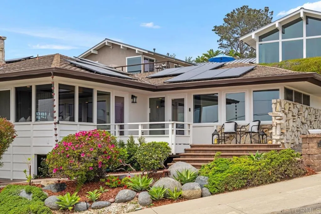 https://cdn.realtyfeed.com/cdn/127/306793528/fdd81cb3f32741951a630868250b27ee.webp