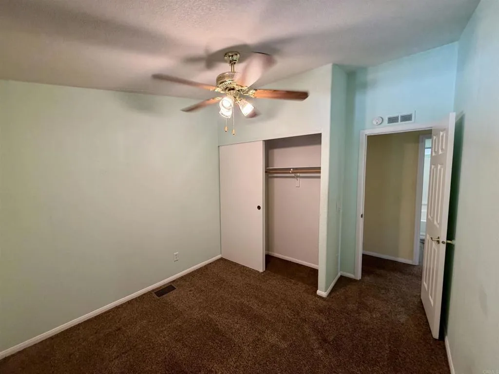 https://cdn.realtyfeed.com/cdn/127/306793553/5bec152e7012d5e49beb854dcec5ab81.webp