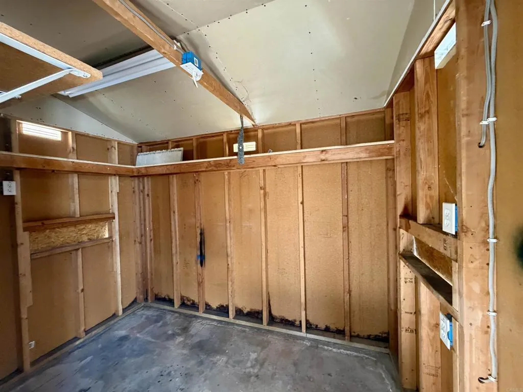 https://cdn.realtyfeed.com/cdn/127/306793553/bc8a9580e767a83ad371ce307bb2e83c.webp