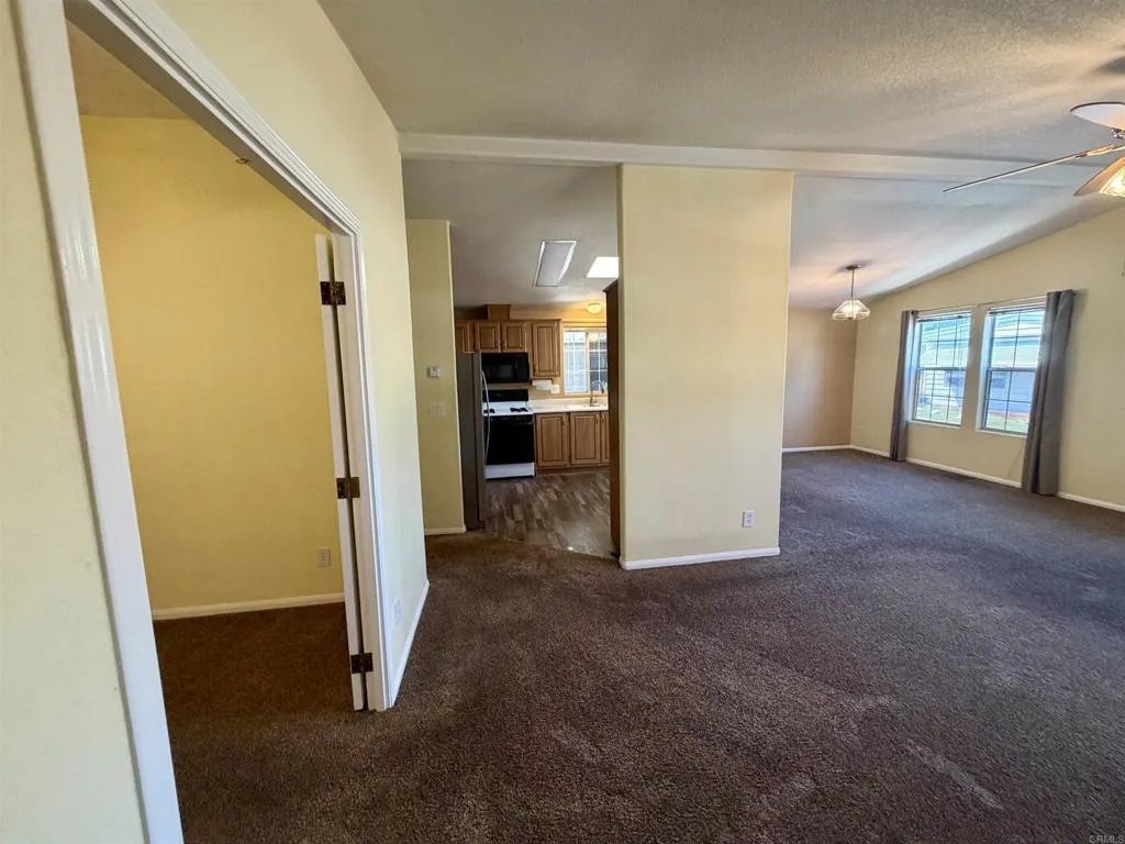 https://cdn.realtyfeed.com/cdn/127/306793553/e043c4ab5eacf09ba9b6351b4cc464b4.webp