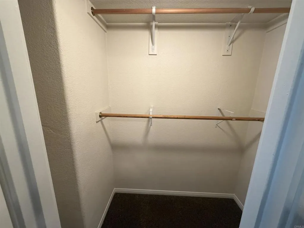 https://cdn.realtyfeed.com/cdn/127/306793553/e4f4481c3549f64df274f04a88917c0f.webp