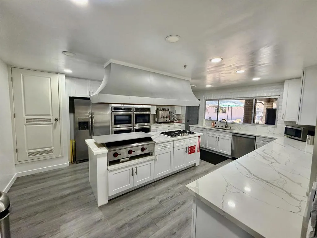 https://cdn.realtyfeed.com/cdn/127/306793553/fdd552c57531c25a75b2fb40a3a45128.webp