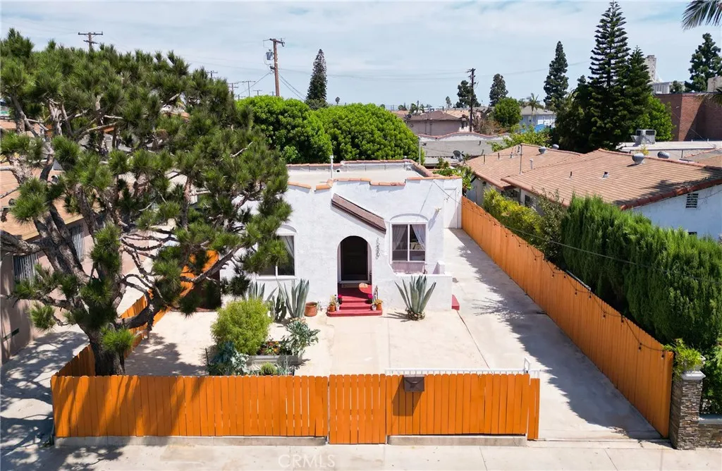 Los Angeles, CA 90022