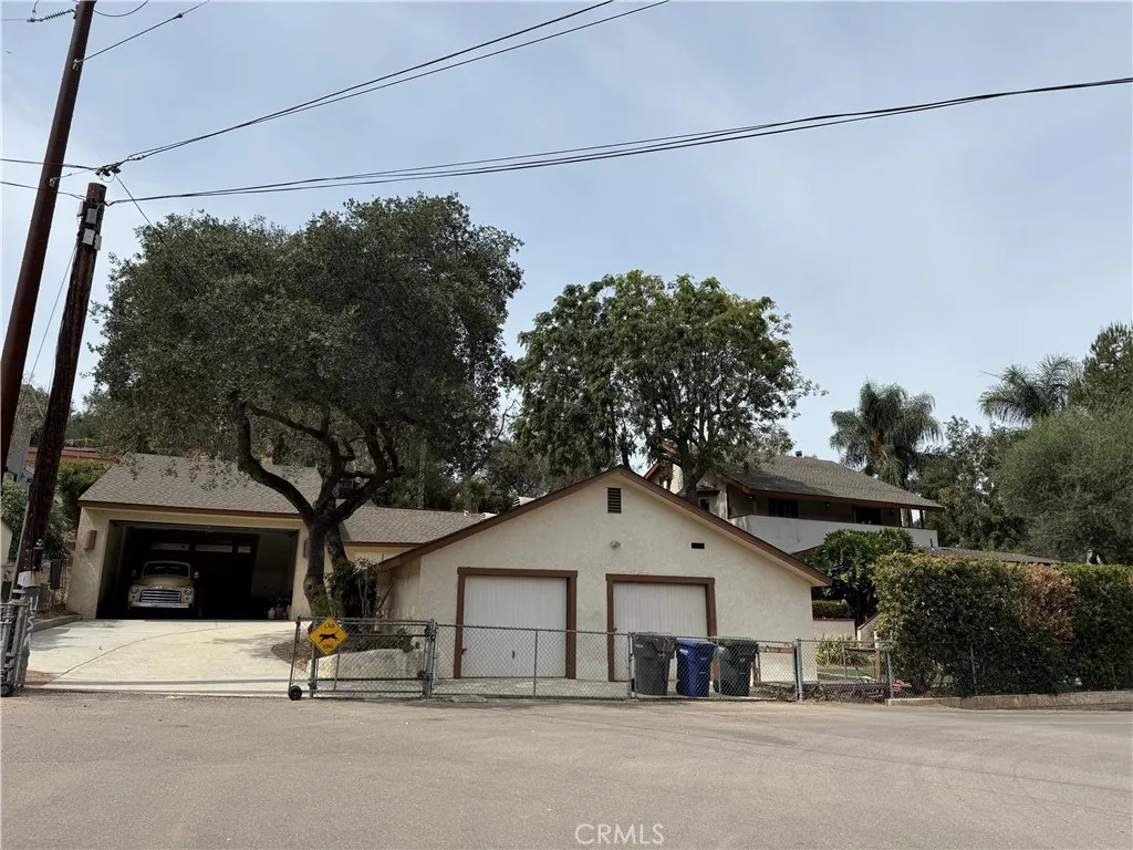 https://cdn.realtyfeed.com/cdn/127/306793575/0fafb62c4a6ecb800688d4771b1b382c.webp